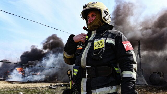 В Ногинске после падения БПЛА произошло возгорание на нефтебазе Пожар - РИА Новости, 1920, 18.07.2026