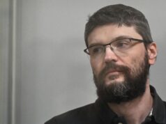 Пасынок Стаса Намина в 19 лет взял фамилию отчима ради укрепления семьи Пасынок рок-музыканта Стаса Намина Роман Ткаченко во время оглашения приговора в Московском областном суде - РИА Новости, 1920, 30.07.2026