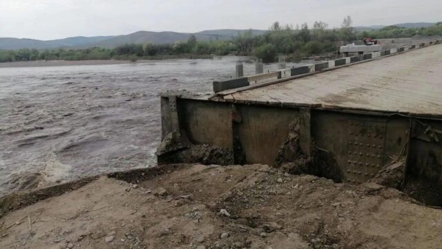 В Северобайкальском районе Бурятии ограничили проезд для всех видов транспорта Последствия обильных осадков в Бурятии - РИА Новости, 1920, 16.07.2026
