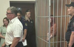 Избрание меры пресечения подозреваемым в убийстве студента в Омске - РИА Новости, 1920, 01.07.2026