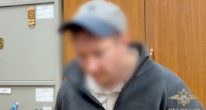 Подозреваемый в убийстве девочки в Ленинградской области. Кадр видео - РИА Новости, 1920, 05.07.2026