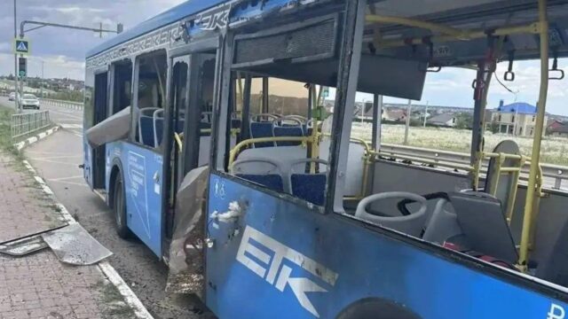 СК установит причастных к атаке ВСУ по пассажирскому автобусу под Белгородом Последствия атаки ВСУ в Белгородской области - РИА Новости, 1920, 06.07.2026