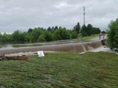 На Урале провал дороги произошел на перекрытой из-за подтопления трассе Последствия подтопления федеральной трассе в Свердловской области - РИА Новости, 1920, 11.07.2026