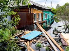 МЧС: в Свердловской области от паводковых вод освободили 2 дома и 206 участков Последствия паводка в Свердловской области - РИА Новости, 1920, 27.07.2026