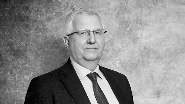 В Екатеринбурге установили личности всех участников конфликта с ученым-аграрием Никита Зезин - РИА Новости, 1920, 28.07.2026