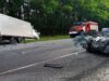 Последствия ДТП с участием легкового автомобиля и грузовика в Тульской области - РИА Новости, 1920, 28.07.2026