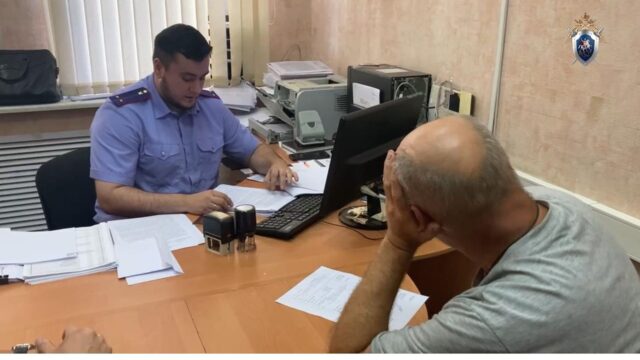 Житель Липецкой области, задержанный по подозрению в хулиганской стрельбе по проезжающему автомобилю с детьми - РИА Новости, 1920, 28.07.2026
