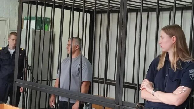Отец Вагнера: дети получили синяки в результате инцидента в Екатеринбурге Аркадий Вагнер в суде - РИА Новости, 1920, 31.07.2026
