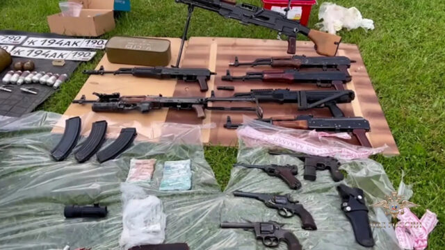 Полицейские задержали подозреваемого в незаконном хранении разнообразного оружия и боеприпасов ligttfqwv28lfha8piw2ebmh1v639n33