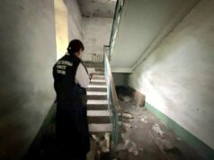 Девочка погибла во время игры в прятки в заброшенном здании в Забайкалье.