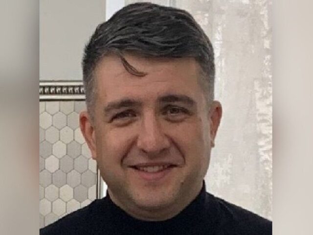 Пропавшего адвоката Шамиля Ахаева нашли мёртвым в лесополосе — источник . Предварительно, он умер от