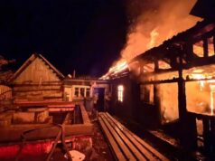В Амурской области мужчина вернулся в горящий дом за паспортом и телефоном и погиб. Брат пошёл его с