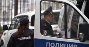 Жительница Кузбасса подозревается в финансировании экстремизма, возбуждено дело Сотрудники полиции - РИА Новости, 1920, 10.08.2026