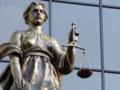 ВС РФ признал законным приговор за передачу Украине координат и фото систем ПВО Статуя богини правосудия Фемиды на фасаде здания Верховного суда РФ - РИА Новости, 1920, 04.08.2026