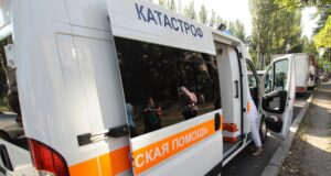 Автомобиль скорой помощи на одной из улиц в Донецке - РИА Новости, 1920, 08.08.2026