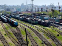 Поезд из Владивостока в Москву следует с опозданиемна пять часов 48 минут Железнодорожный узел во Владивостоке - РИА Новости, 1920, 12.08.2026