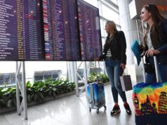 В аэропортах Пензы и Саратова ввели ограничения на прием и выпуск самолетов Пассажиры в аэропорту - РИА Новости, 1920, 08.08.2026