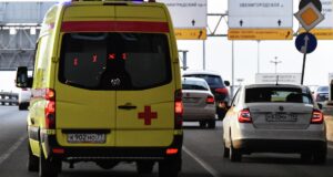 Состояние пиар-директора журнала «Москвичка» оценили как средней тяжести Автомобиль скорой медицинской помощи - РИА Новости, 1920, 13.08.2026