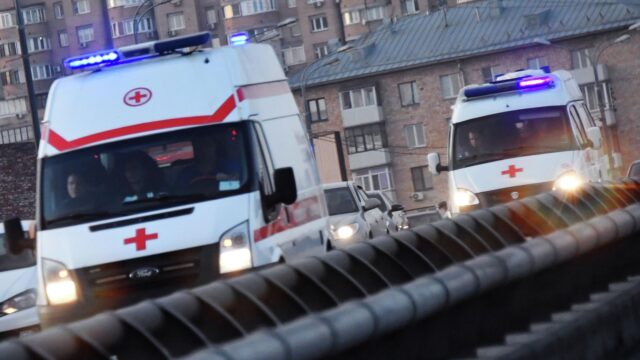 В Красноярском крае в ДТП с 3 автомобилями погиб человек и еще один пострадал Автомобили скорой помощи - РИА Новости, 1920, 04.08.2026