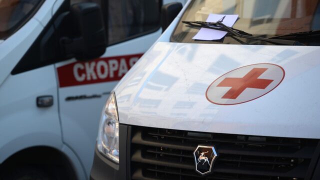Четыре человека пострадали в ДТП с маршруткой в Оренбурге Автомобили скорой медицинской помощи - РИА Новости, 1920, 01.08.2026
