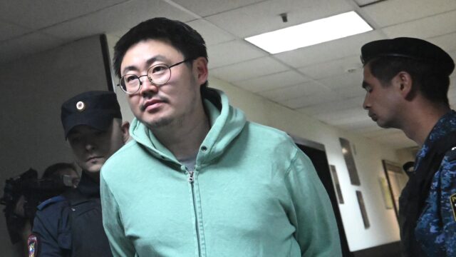 Суд снизил срок экс-главе "Спутника" Киму по делу о гибели туристов на Неглинке Александр Ким в Замоскворецком суде - РИА Новости, 1920, 04.08.2026