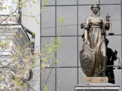Статуя богини Фемиды у здания Верховного суда РФ в Москве - РИА Новости, 1920, 10.08.2026