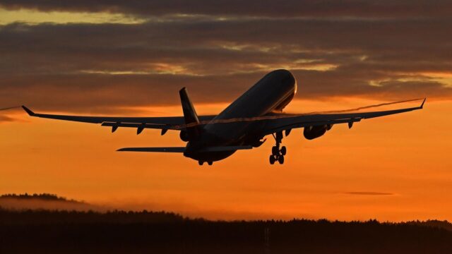 Мельниченко: в Пензенской области ввели план "Ковер" Самолет Airbus 330 - РИА Новости, 1920, 07.08.2026