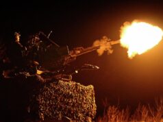 Силы ПВО ночью сбили около 20 БПЛА в двух районах Ростовской области Военнослужащий ведет огонь из зенитной установки ЗУ-23 - РИА Новости, 1920, 14.08.2026