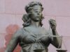 Статуя богини Фемиды у здания Одинцовского городского суда - РИА Новости, 1920, 18.08.2026
