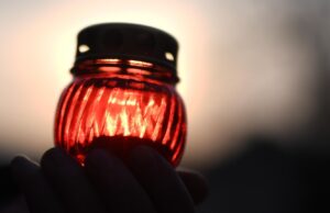 Власти Нижнекамска выплатят миллион рублей потерявшей ребенка семье Свеча - РИА Новости, 1920, 10.08.2026