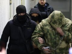 Обвиняемый в убийстве девтилетнего мальчика из Петербурга давал ложные показания Петр Жилкин, подозреваемый в похищении и убийстве девятилетнего мальчика Паши Тифитулина, в зале заседаний Октябрьского районного суда Санкт-Петербурга - РИА Новости, 1920, 12.08.2026