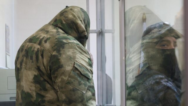 Петр Жилкин, подозреваемый в похищении и убийстве девятилетнего мальчика Паши Тифитулина, в зале заседаний Октябрьского районного суда Санкт-Петербурга - РИА Новости, 1920, 13.08.2026