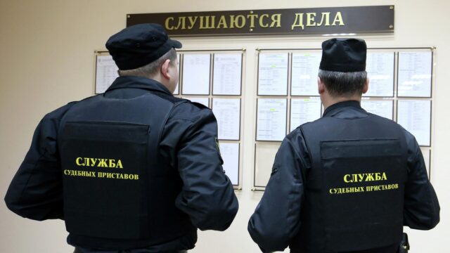 В Калининграде приставы под видом арендаторов арестовали Mercedes должника Судебные приставы - РИА Новости, 1920, 24.08.2026
