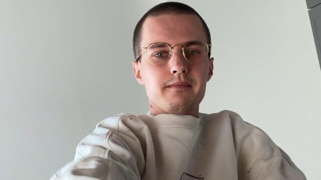 Суд заочно арестовал обвиняемого в реабилитации нацизма комика Долгополова Александр Долгополов* - РИА Новости, 1920, 13.08.2026
