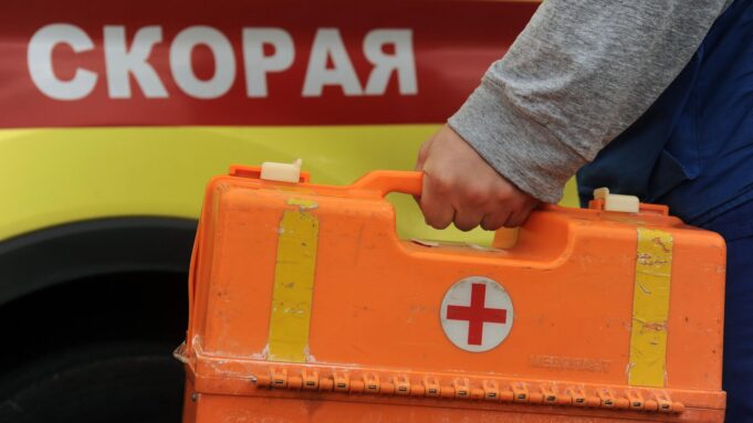 Артамонов: в Задонске два человека пострадали при падении БПЛА Работа скорой помощи - РИА Новости, 1920, 08.08.2026