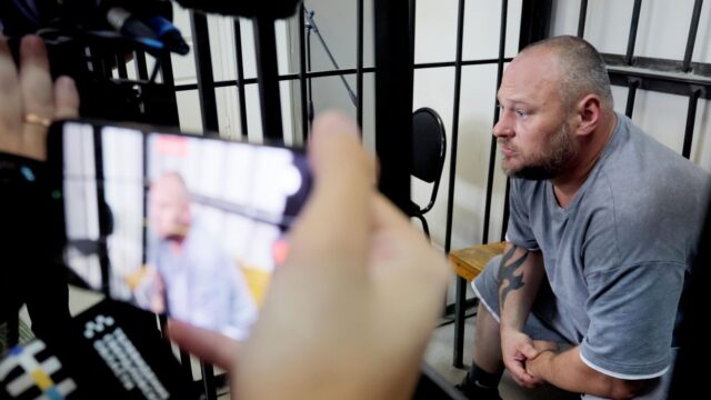 Фигурант дела об избиении ученого Зезина заявил, что готов внести залог Фигурант по делу об избиении ученого РАН Никиты Зезина, бизнесмен Александр Реверук в Октябрьском районном суде в Екатеринбурге - РИА Новости, 1920, 07.08.2026