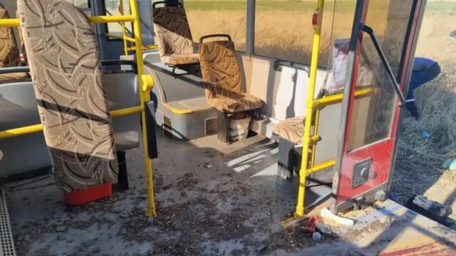 Балицкий: один человек погиб при атаке ВСУ на автобус в Запорожской области Последствия атаки ВСУ на автобус в Запорожской области 1 августа 2016 года - РИА Новости, 1920, 01.08.2026