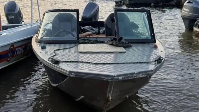 Пострадавшая от наезда катера под Саратовом девочка поступила в Клинику Рошаля На месте происшествия, где водитель катера переехал девочку на Волге в городе Маркс Саратовской области - РИА Новости, 1920, 06.08.2026