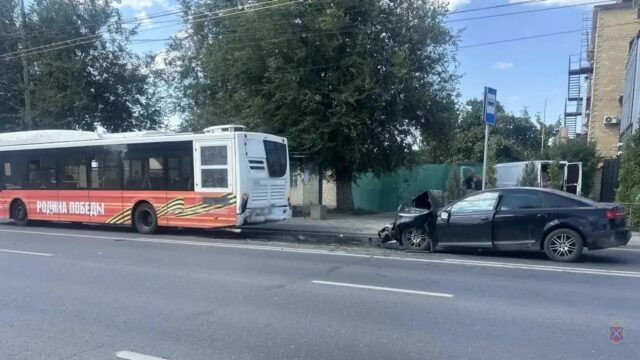 В Волгограде в ДТП с автобусом и Audi один человек погиб и двое пострадали ДТП с автобусом и иномаркой в Волгограде - РИА Новости, 1920, 03.08.2026