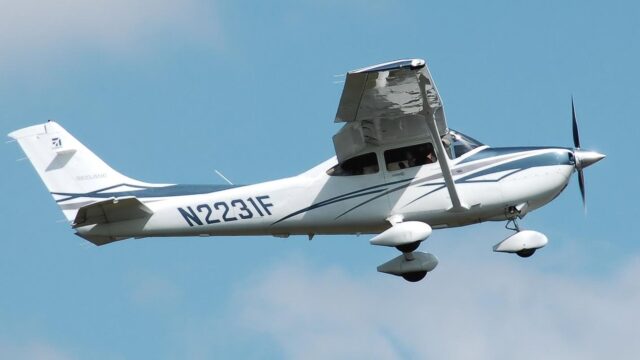 Самолет Cessna 182 - РИА Новости, 1920, 04.08.2026