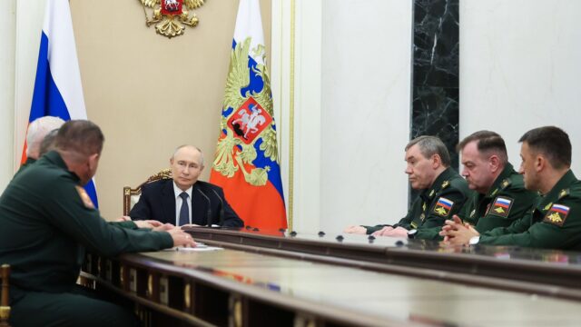 Президент Владимир Путин проводит встречу с руководством Министерства обороны. 5 августа 2026 - РИА Новости, 1920, 05.08.2026