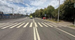 Пешеходный переход, на котором водитель грузовика сбил женщину в Москве - РИА Новости, 1920, 12.08.2026