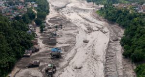 Reuters: в Непале в результате наводнения пропали без вести более 570 человек Последствия наводнения в Непале - РИА Новости, 1920, 27.08.2026