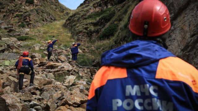 В горах КБР разбился 69-летний парапланерист из Свердловской области Поисковые работы в Черекском районе - РИА Новости, 1920, 28.08.2026