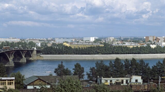 В Иркутске прошел сильный ливень, под водой оказались проезжие части Вид на город Иркутск - РИА Новости, 1920, 23.08.2026