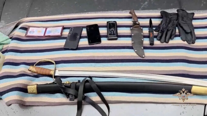 Полицейские задержали пятерых мужчин, подозреваемых в вымогательстве денежных средств qx5hpt6v0b4x3x13cqgdb5zffaacomo5