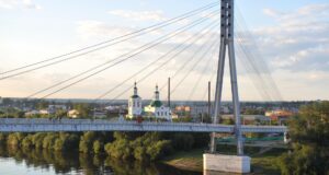 Пешеходный мост через реку Туру в Тюмени - РИА Новости, 1920, 09.09.2026