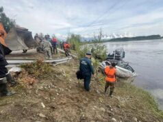 Экстренные службы на месте падения автомобиля в реку в Каларском муниципальном округе Забайкалья - РИА Новости, 1920, 02.09.2026