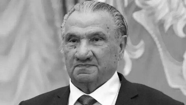 Умер Герой труда России и известный писатель Исхак Машбаш Исхак Машбаш - РИА Новости, 1920, 07.09.2026