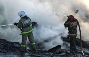 На Лечебной улице в Москве локализовали пожар в неэксплуатируемом здании Пожар - РИА Новости, 1920, 06.09.2026